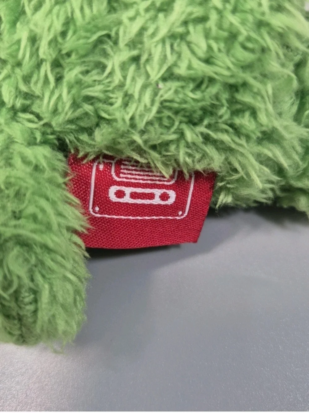 Kellytoy Bum Bumz Matt the Alien Stuffed Plush 7” Pre Loved